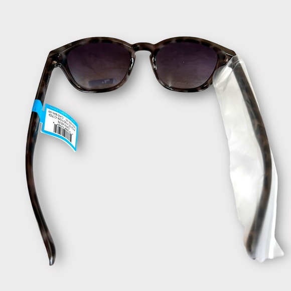 Dot Dash Driver Vintage Wayfarer Sunglasses Unisex UPF 400 NWT - Picture 5 of 15